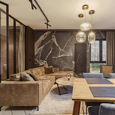 Apartment Luxury Zlota With Parking By P&m Warschau