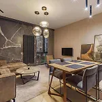 Luxury Zlota With Parking By P&m Апартаменты