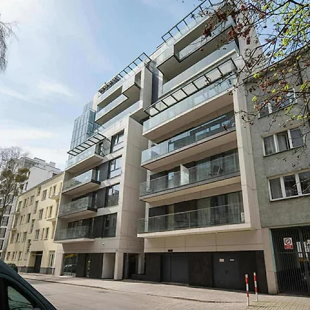 Luxury Zlota With Parking By P&m Apartmán